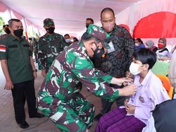 Panglima TNI ke Riau, Minta Klaster PTM Diantisipasi-Percepat Vaksinasi