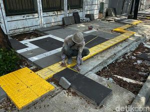 Progres Terkini Revitalisasi Trotoar di Senopati