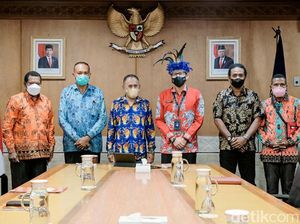 Potensi Wisata Kaimana, Bisa Mendunia Seperti Raja Ampat Potensi Wisata Kaimana, Bisa Mendunia Seperti Raja Ampat