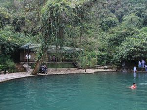Bukan Majalengka, Telaga Sebening Kaca Ini Ada di Bogor Bukan Majalengka, Telaga Sebening Kaca Ini Ada di Bogor