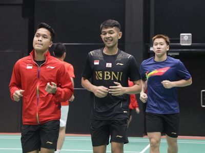 Foto: Momen Latihan Perdana Tim Bulutangkis RI di Finlandia