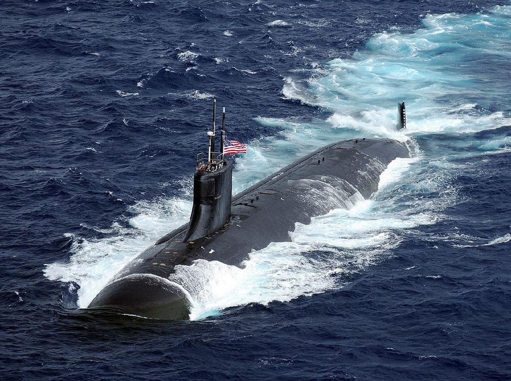 Nasib Komandan Kapal Selam Nuklir AS yang Nabrak di Laut China Selatan