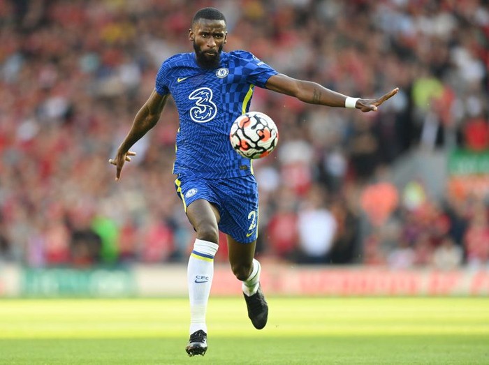 LONDON, ENGLAND - SEPTEMBER 19: Antonio Ruediger of Chelsea celebrates after scoring their sides third goal during the Premier League match between Tottenham Hotspur and Chelsea at Tottenham Hotspur Stadium on September 19, 2021 in London, England. (Photo by Catherine Ivill/Getty Images)