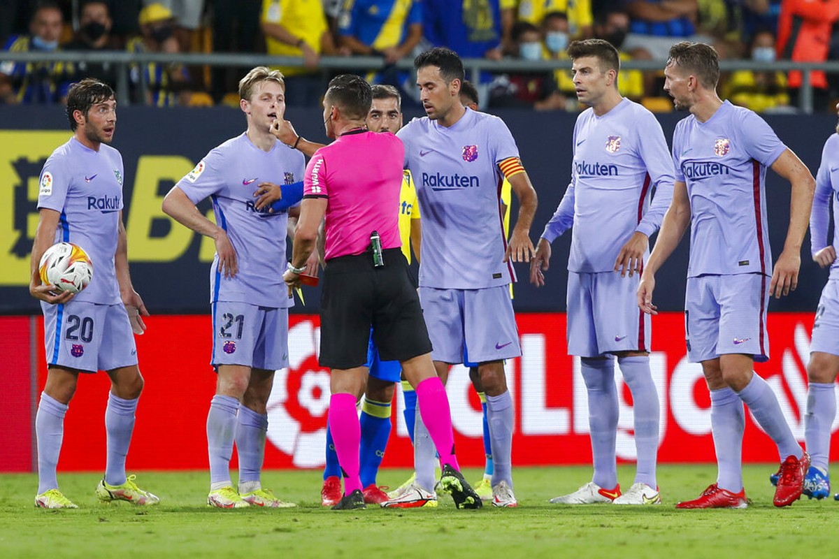 Barcelona Sekarang Ini Adalah Dagelan (AP)