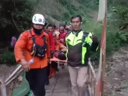 Bocah Pendaki yang Hilang di Gunung Guntur Ditemukan Selamat