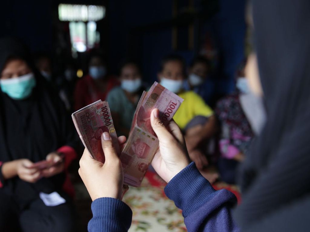 Fakta-fakta Polisi di Makassar Dilapori Penipuan Arisan Online Rp 30 Juta Fakta-fakta Polisi di Makassar Dilapori Penipuan Arisan Online Rp 30 Juta