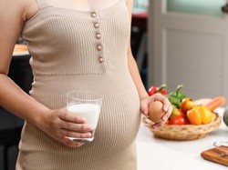 Khusus Wanita! 7 Makanan Ini Bisa Atasi Nyeri Haid dan Cegah Kanker