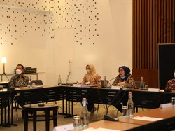 Sudah Kucurkan Rp 4,9 T, Kemnaker Evaluasi Penyaluran Subsidi Gaji