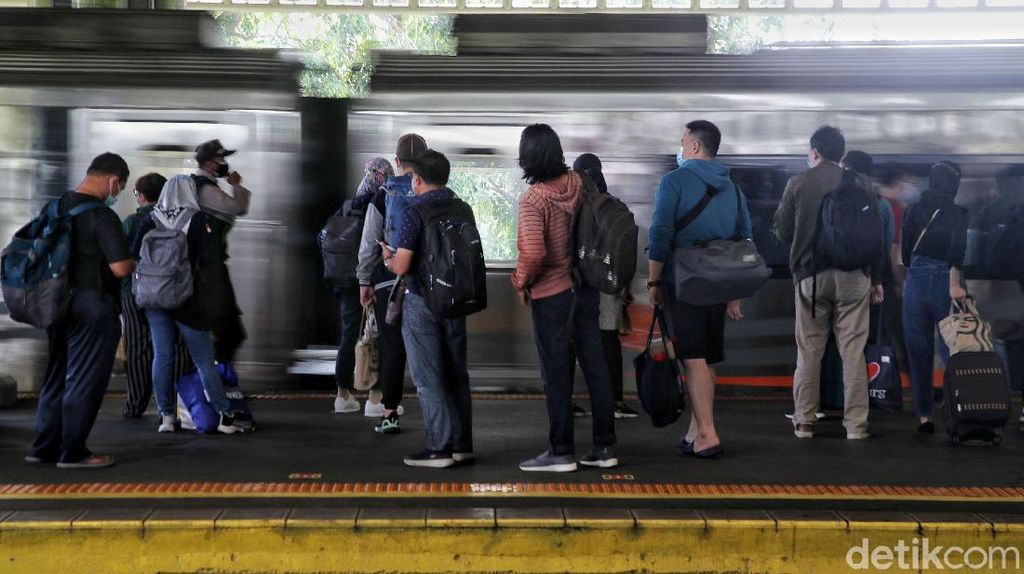 Keren! Inovasi PT KAI Bikin Waktu Tempuh Dipercepat Keren! Inovasi PT KAI Bikin Waktu Tempuh Dipercepat