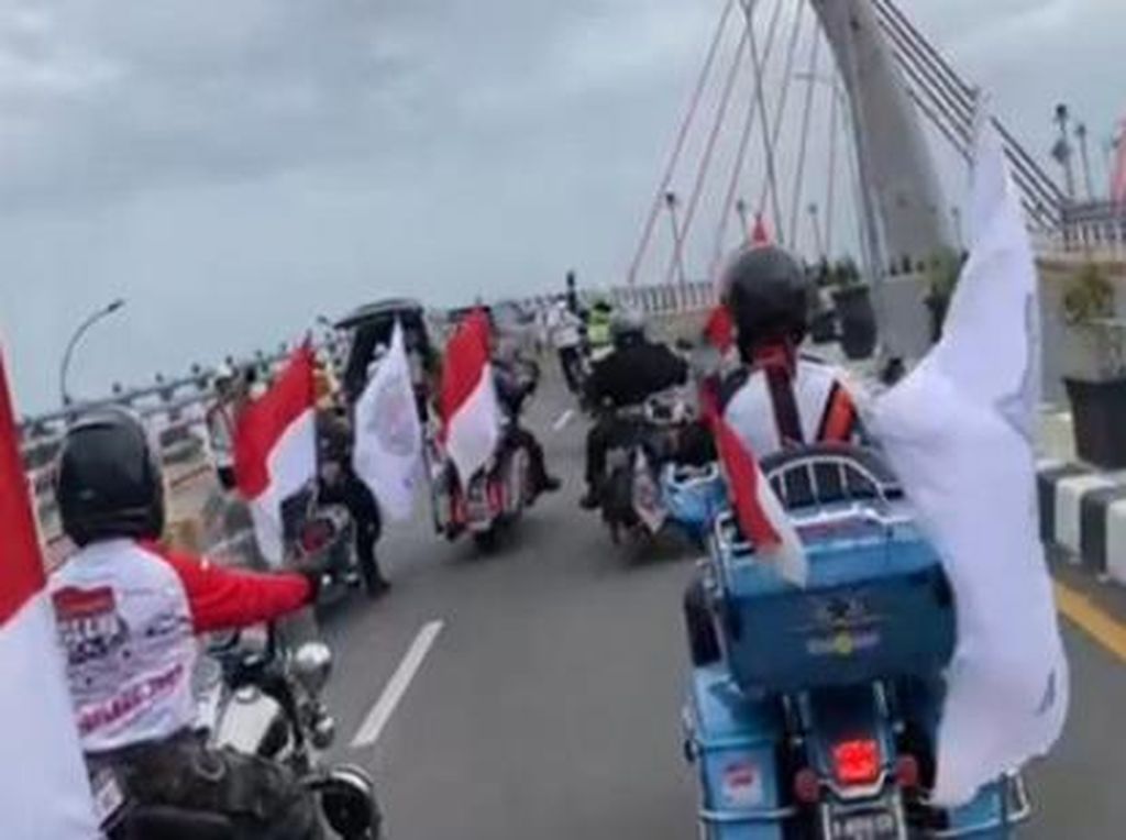 Viral Rombongan Moge Lewati Jembatan yang Belum Resmi Dibuka
