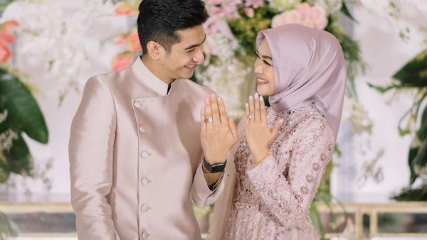 10 Foto Lamaran Ria Ricis dan Teuku Ryan, Mewah dengan Sentuhan Adat Aceh