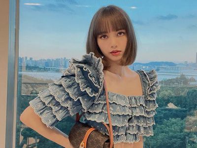 Gaya Kasual Lisa BLACKPINK yang Bisa Jadi Inspirasi Sehari-hari