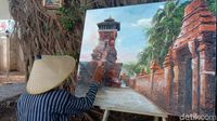 Indahnya Puluhan Lukisan Menara Kudus