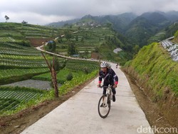 Wisata Alam Jawa Tengah, Menyusuri Tol Kayangan di Magelang