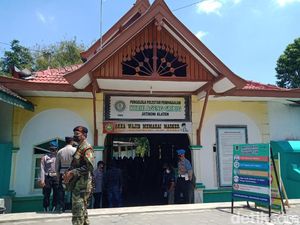 Kecele, Rombongan Peziarah Datangi Yaqowiyu Klaten yang Digelar Virtual Kecele, Rombongan Peziarah Datangi Yaqowiyu Klaten yang Digelar Virtual