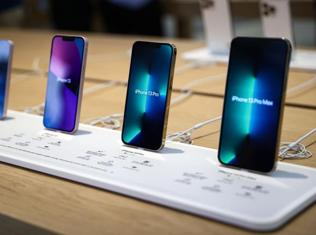 64% Fanboy Apple Anggap iPhone 13 Mengecewakan 64% Fanboy Apple Anggap iPhone 13 Mengecewakan