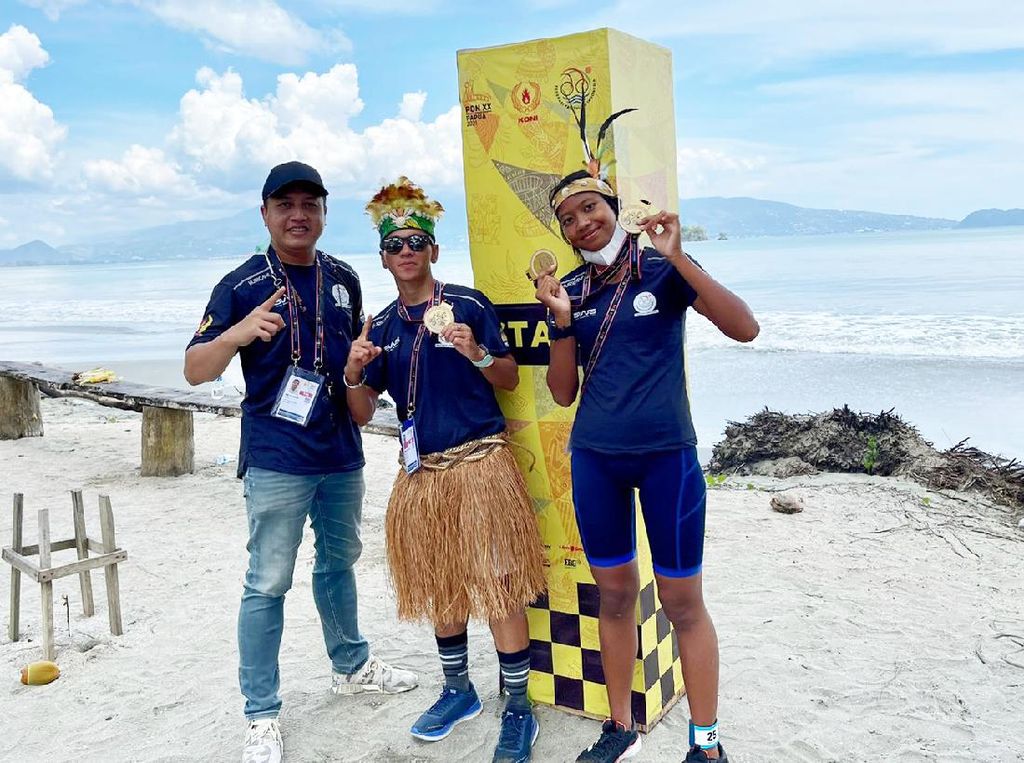 Jawa Barat Juara Umum Eksibisi Triathlon PON XX/2021 Jawa Barat Juara Umum Eksibisi Triathlon PON XX/2021