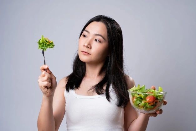 5 sayuran yang sebaiknya tidak dimakan dalam kondisi mentah / Foto: Freepik.com 5 sayuran yang sebaiknya tidak dimakan dalam kondisi mentah / Foto: Freepik.com