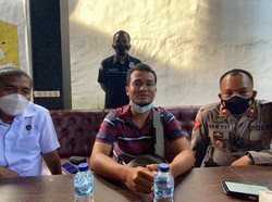 Pembawa Poster yang Sempat Diamankan Saat Jokowi di Cilacap Buka Suara