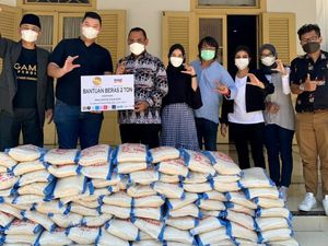 Crazy Rich Cilegon Billy Martono Donasi 2 Ton Beras Crazy Rich Cilegon Billy Martono Donasi 2 Ton Beras
