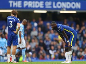 Kompak! Chelsea-MU Kalah di Kandang dan Hari yang Sama Lagi Kompak! Chelsea-MU Kalah di Kandang dan Hari yang Sama Lagi