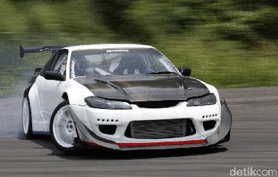 Intip Aksi Sekolah Drift Juragan99XAR di Karawaci, Seru Banget!