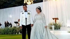 Potret Bahagia Joy Tobing Dinikahi Kolonel TNI
