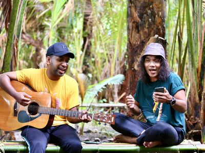 Hanya Ko di Hati dari Slank untuk Perlindungan Hutan di Papua