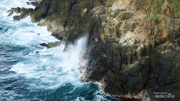 Susur Pantai Siung dan Bukit Pengilon, Sudah Pernah Belum?