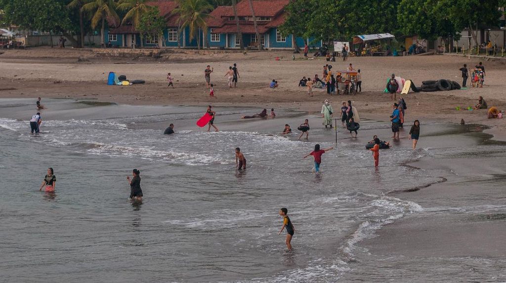 Akhir Pekan, Deretan Objek Wisata Ini Ramai Wisatawan Akhir Pekan, Deretan Objek Wisata Ini Ramai Wisatawan