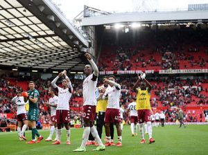 Taklukkan MU, Aston Villa Main Sesuai Rencana