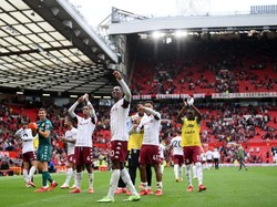 Taklukkan MU, Aston Villa Main Sesuai Rencana