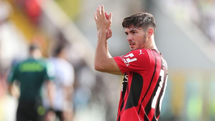 LA SPEZIA, ITALY - SEPTEMBER 25: Brahim Diaz of AC Milan scores a goal during the Serie A match between Spezia Calcio and AC Milan at Stadio Alberto Picco on September 25, 2021 in La Spezia, Italy.  (Photo by Gabriele Maltinti/Getty Images)