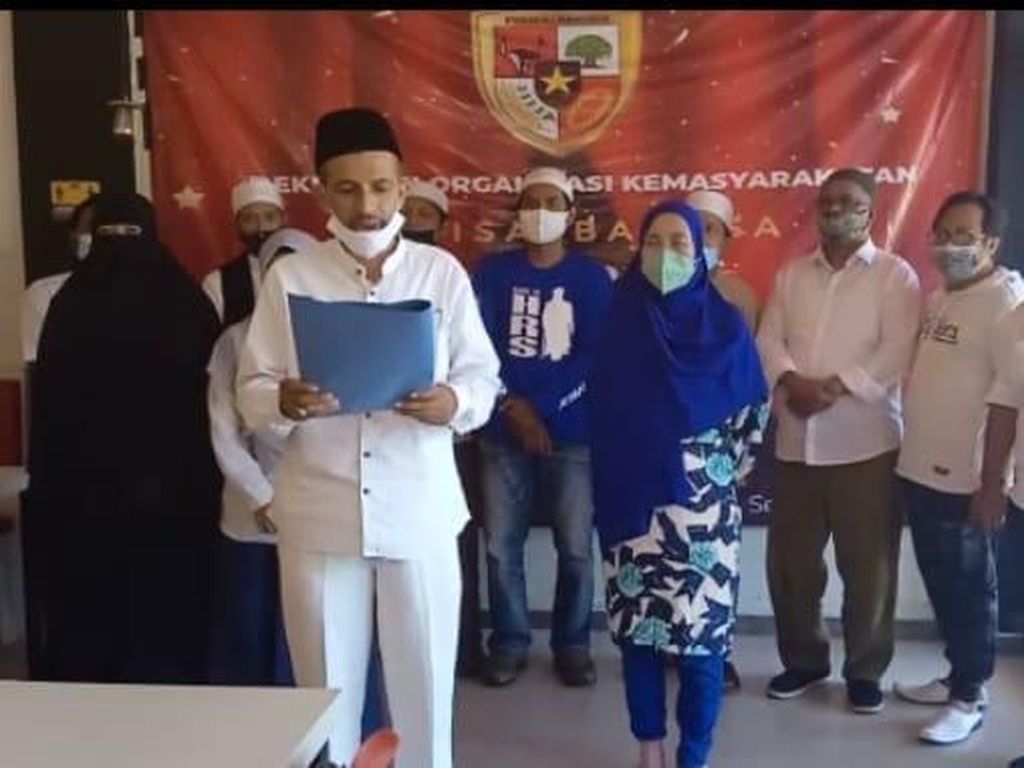 Soal Eks Elite FPI Dirikan Ormas Perisai Bangsa di Surabaya Soal Eks Elite FPI Dirikan Ormas Perisai Bangsa di Surabaya