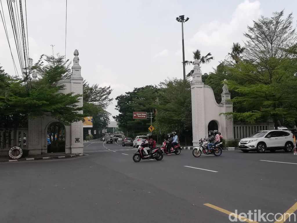Penasaran Siapa Pelaksana Proyek Gapura Batas Kota Solo? Ini Orangnya Penasaran Siapa Pelaksana Proyek Gapura Batas Kota Solo? Ini Orangnya