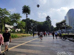 Minggu Pagi, Warga Ramai Berolahraga di Kawasan Sudirman-Thamrin