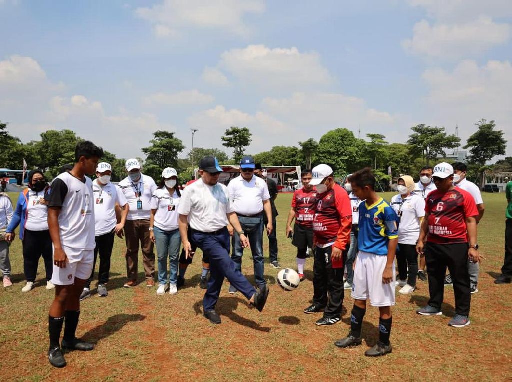 LaNyalla Jadikan Sepak Bola Inspirasi Capai Amandemen Konstitusi