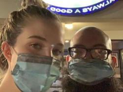 Pakai Masker di Restoran, Pasangan Ini Malah Diusir Pelayan