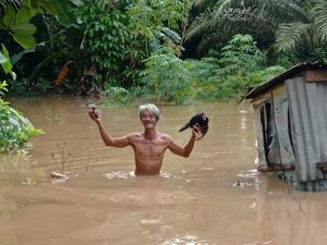 Diguyur Hujan Deras, Ratusan Rumah di Kampar Riau Terendam Banjir