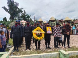 Suasana Haru Pemakaman Bharatu Kurniadi Gugur Ditembak KKB Papua