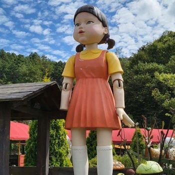 Boneka Seram di 'Squid Game' Ternyata Milik Desa Asli di Korea