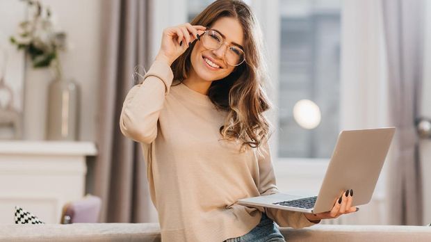 Cara menjadi freelancer bagi pemula/freepik/lookstudio