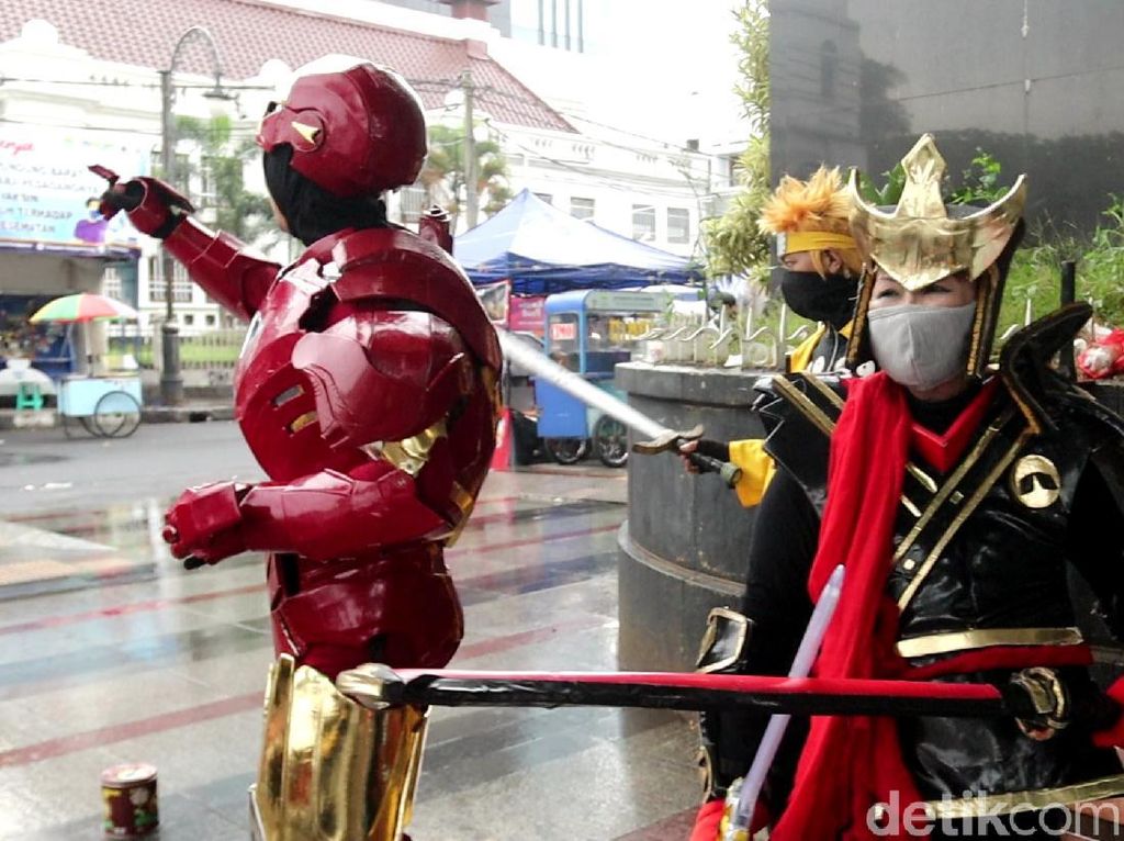 Aturan Dilonggarkan, Cosplayer Bandung Kembali Raup Cuan Aturan Dilonggarkan, Cosplayer Bandung Kembali Raup Cuan