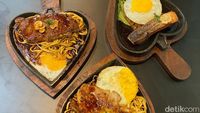 Nyobain Noodle Hotplate ala Taiwan Pertama di Bogor yang Terjangkau