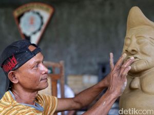 Geliat Perajin Gerabah Setelah Terima KUR dari BRI Geliat Perajin Gerabah Setelah Terima KUR dari BRI