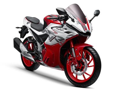 Lihat Lebih Dekat Motor Sport Buatan Thailand Penantang CBR150R dan R15