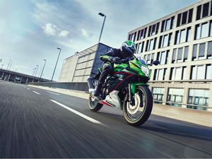 Tampilan Baru Kawasaki Ninja 125 dan Z125, Keren Nggak? Tampilan Baru Kawasaki Ninja 125 dan Z125, Keren Nggak?