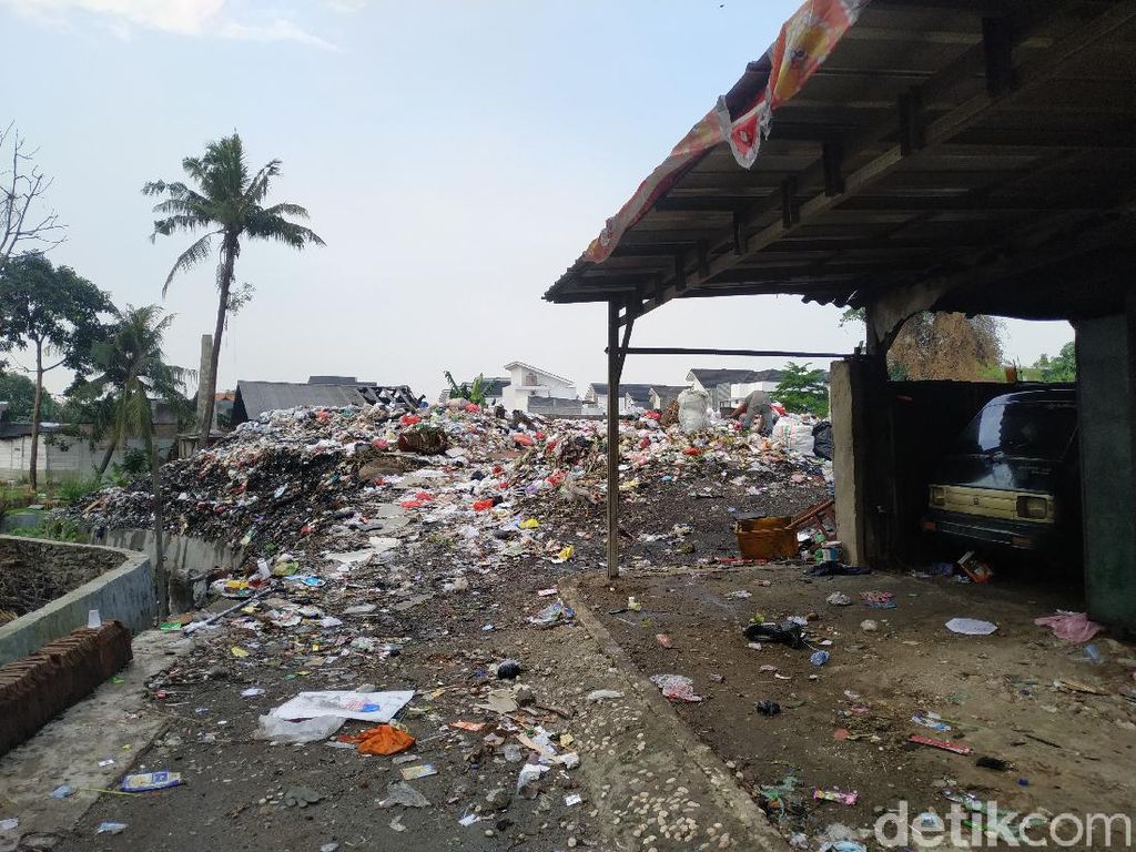 Warga Nyatakan Tak Ada Lagi Bakar-bakar Sampah di Lahan Pondok Betung