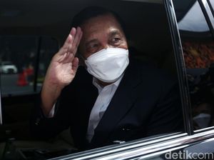 Luhut Sebut Konsumsi Orang RI Mulai Dekat Kondisi Sebelum Pandemi Luhut Sebut Konsumsi Orang RI Mulai Dekat Kondisi Sebelum Pandemi