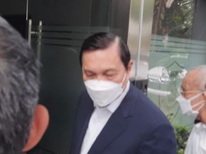 Kedatangan Luhut ke Polda Metro soal Laporan ke Haris-Fatia